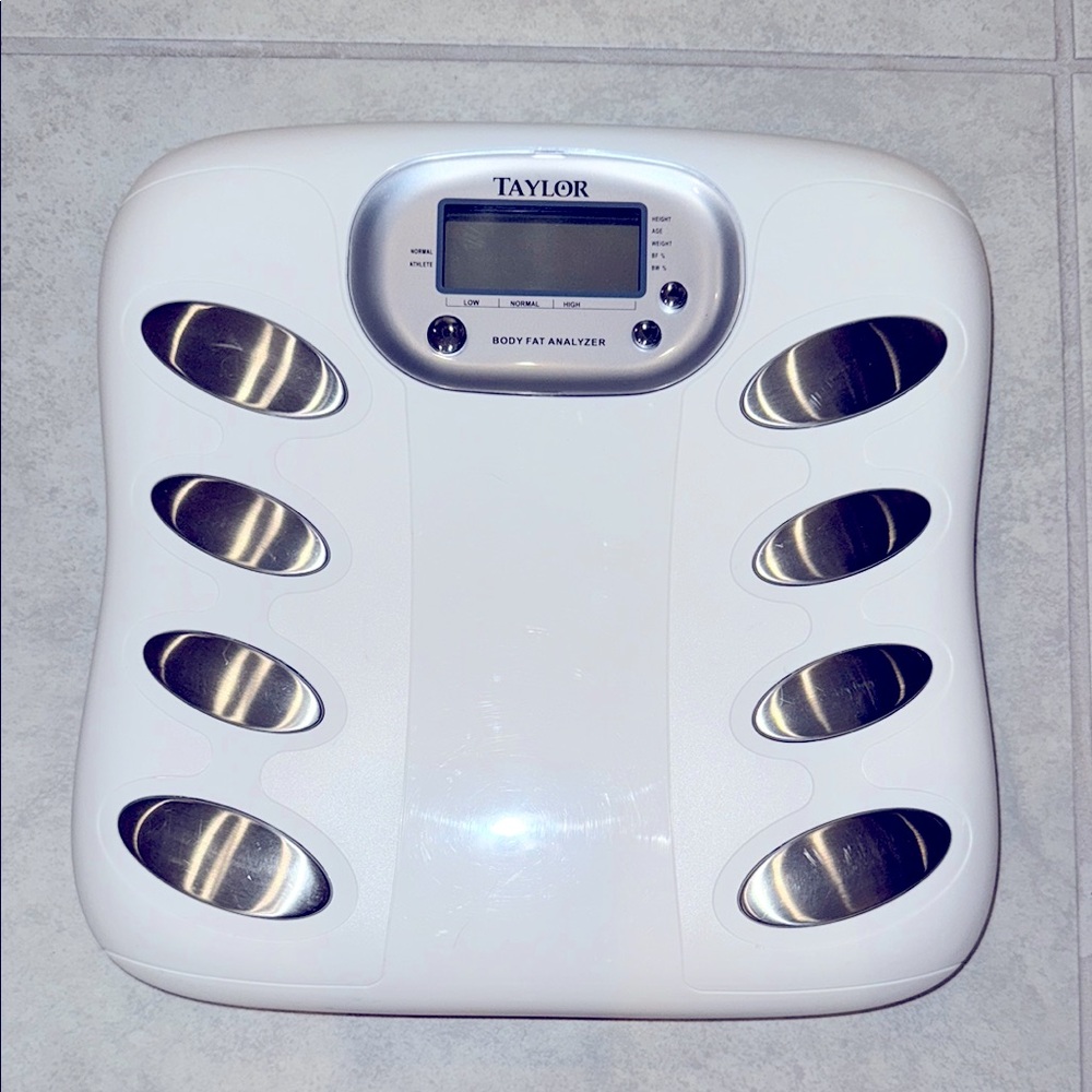 Taylor White‎ Body Fat Analyzer Scale
